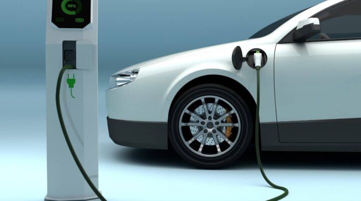 ENERGIA SOLAR E CARROS ELÉTRICOS: O QUE PODEMOS ESPERAR NO FUTURO