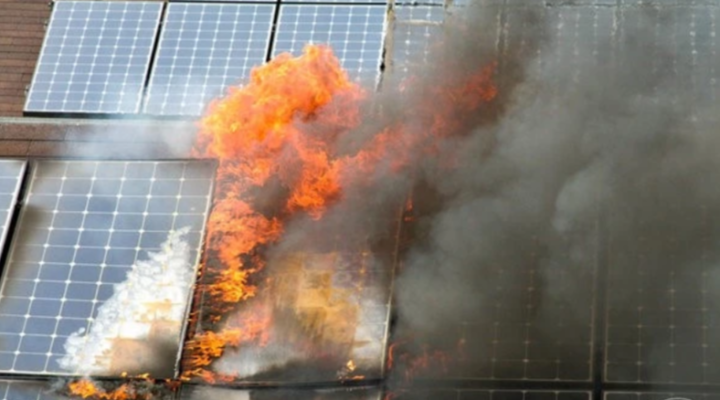 PREVENÇÃO DE INCÊNDIOS EM PAINÉIS SOLARES